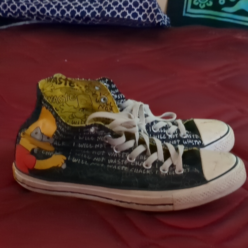 Converse - Picture 3 of 3